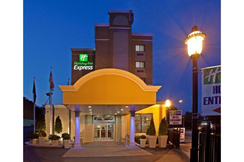 Holiday Inn Express Laguardia Airport, An Ihg Hotel Нью-Йорк Экстерьер фото